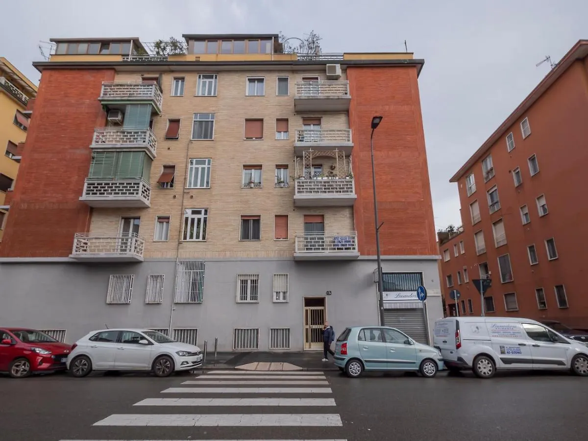 Ihost Apartment - Romilli 17A Milaan