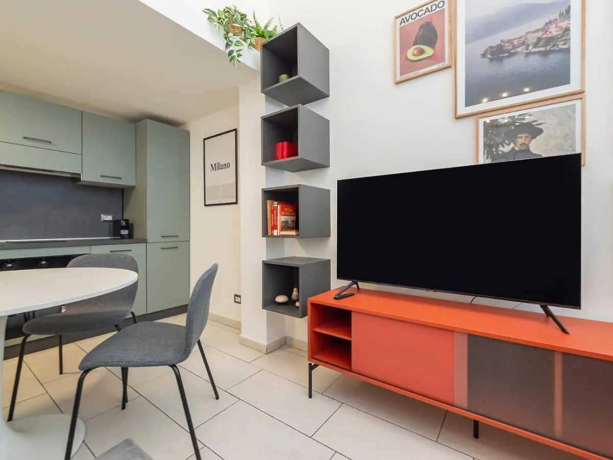 Ihost Apartment - Romilli 17A Milaan Italië