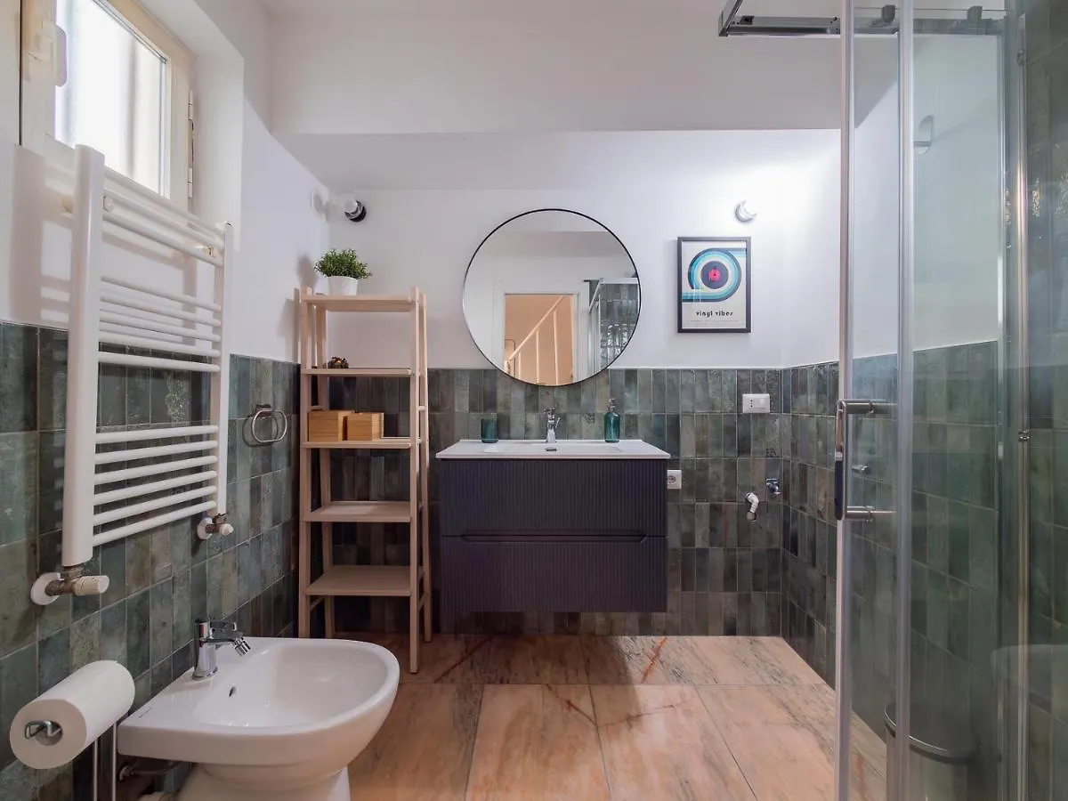 Ihost Apartment - Romilli 17A Milaan